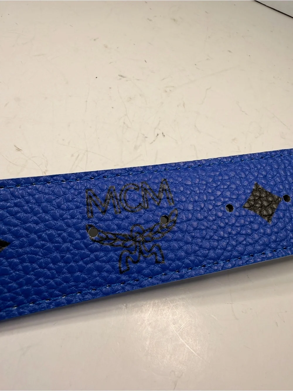MCM Claus Reversible Belt with Blue Pebbled Leather and Gold-Tone M Buckle